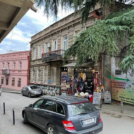 Ia'S Homestay Tbilisi ภายนอก รูปภาพ