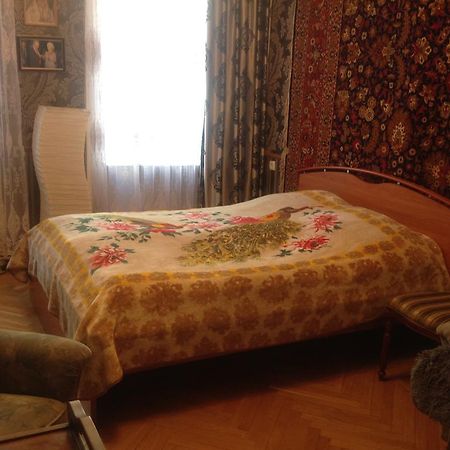Ia'S Homestay Tbilisi ภายนอก รูปภาพ