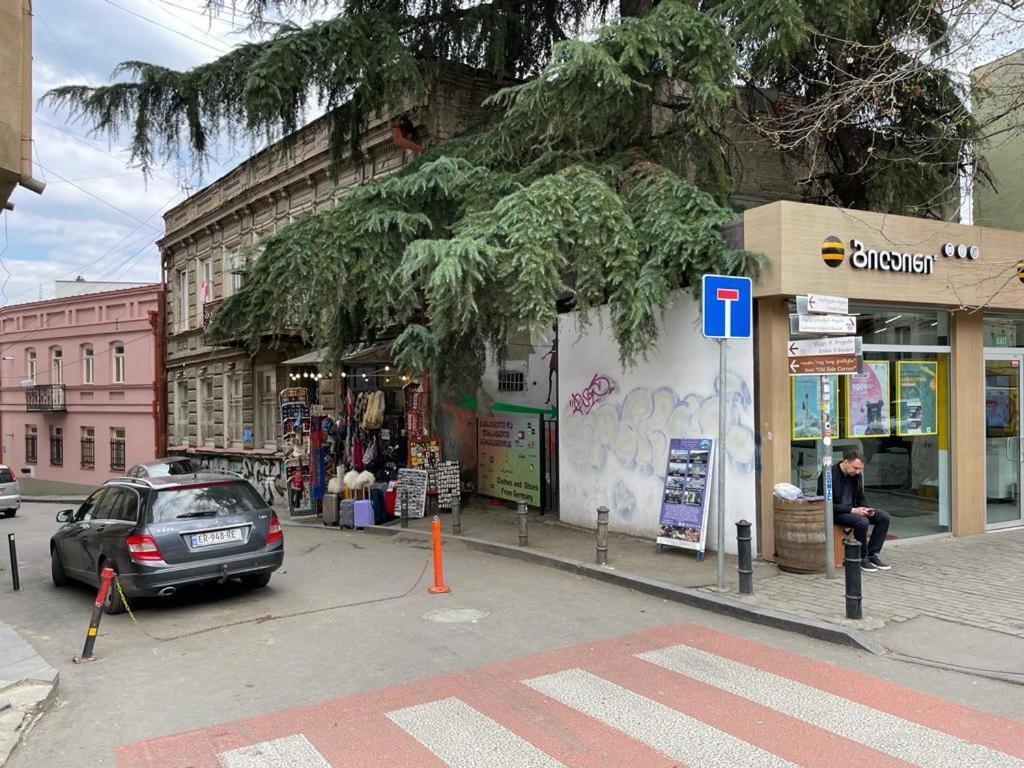Ia'S Homestay Tbilisi ภายนอก รูปภาพ